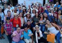 La fiesta que enciende la Navidad en Medellín: El encuentro navideño que celebran los medios en la ciudad